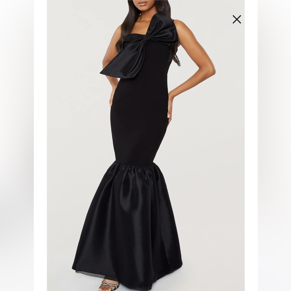 Likely Patti Bow Sleeveless Gown